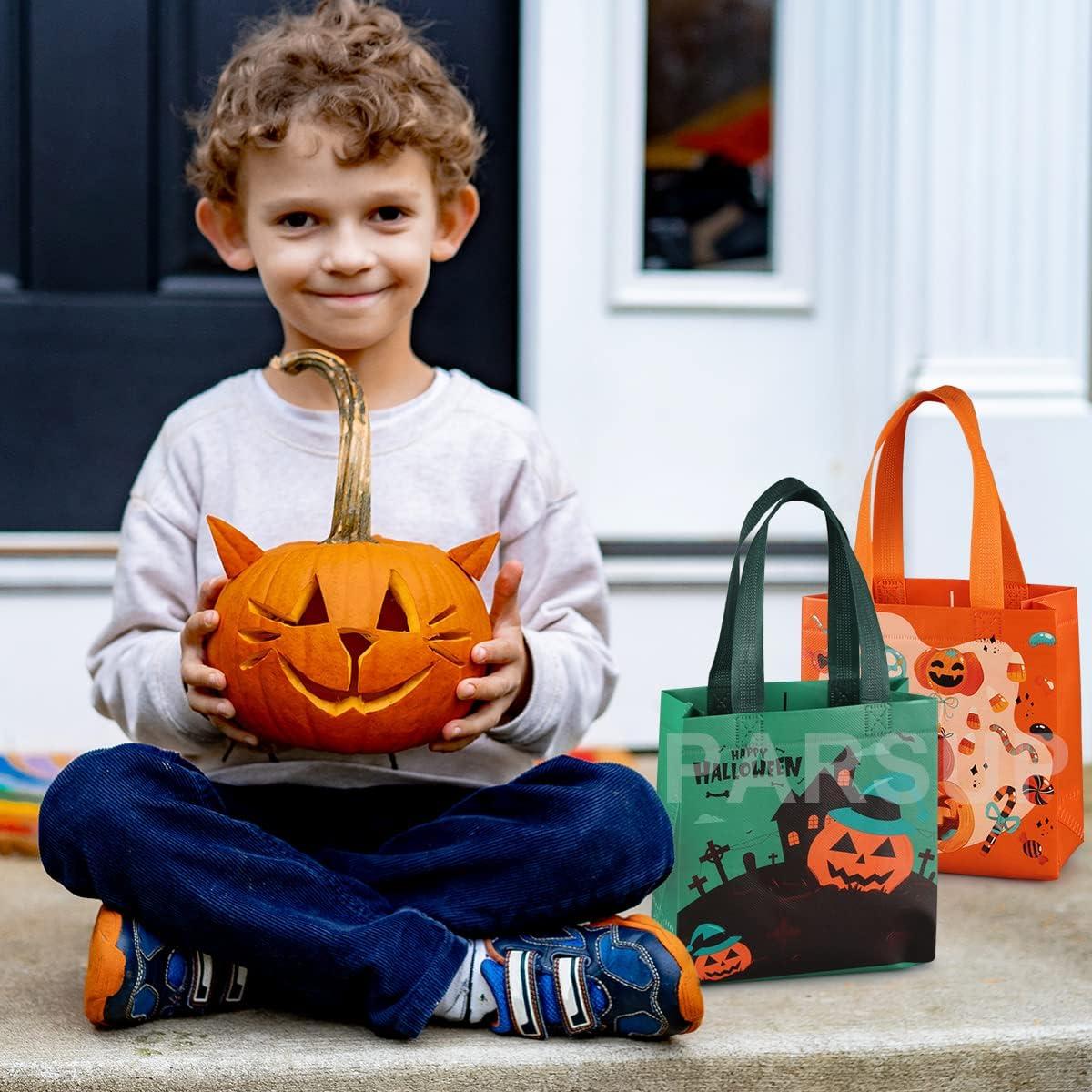 PARSUP Halloween Trick or Treat Bags, 16PCS Small Gift Tote Non-Woven Bags with Handles for Gifts Wrapping, Halloween Party Supplies, 7.9 * 7.9 * 3.15"