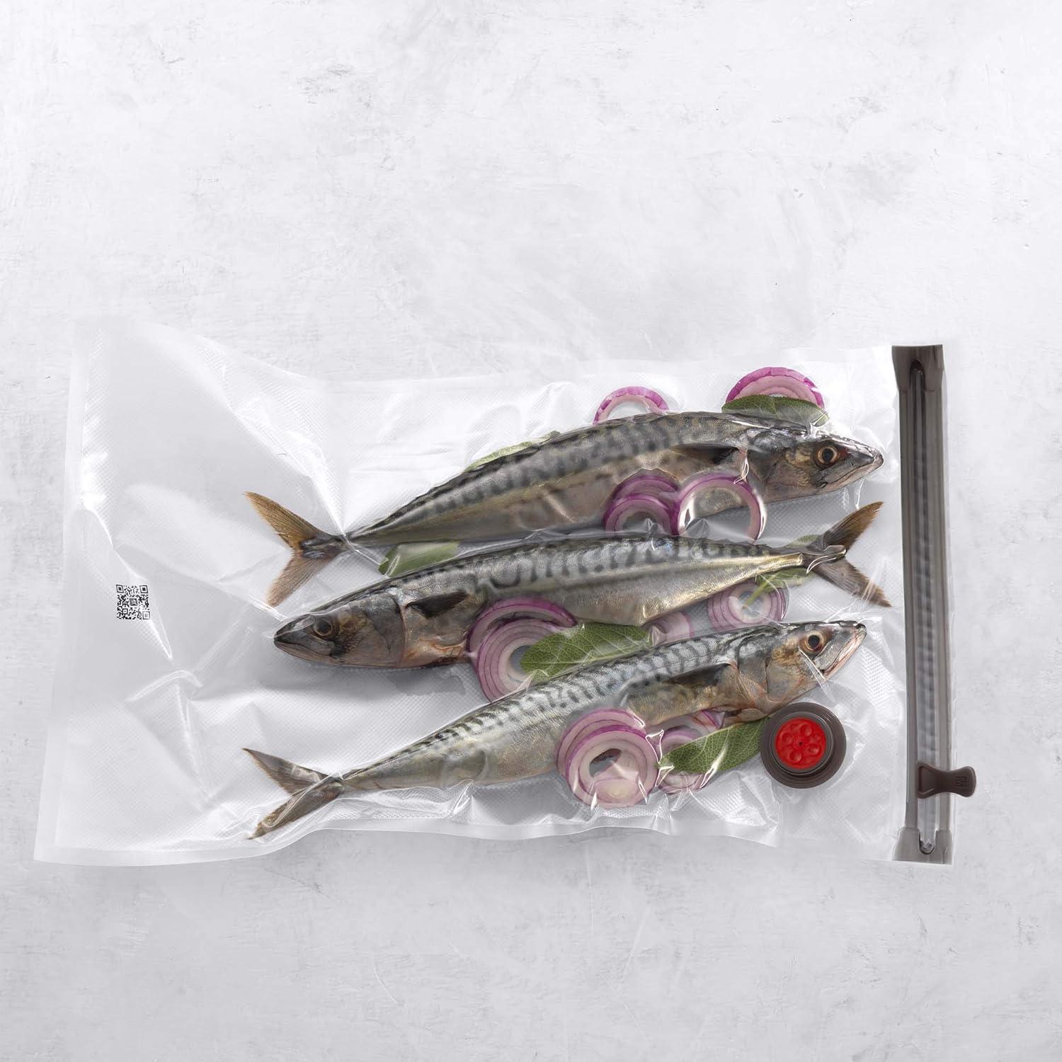 ZWILLING J.A. Henckels ZWILLING Fresh & Save Large Vacuum Sealer Bags, 2 1/4 Gallon, Reusable Sous Vide Bags, Meal Prep (Set of 3)