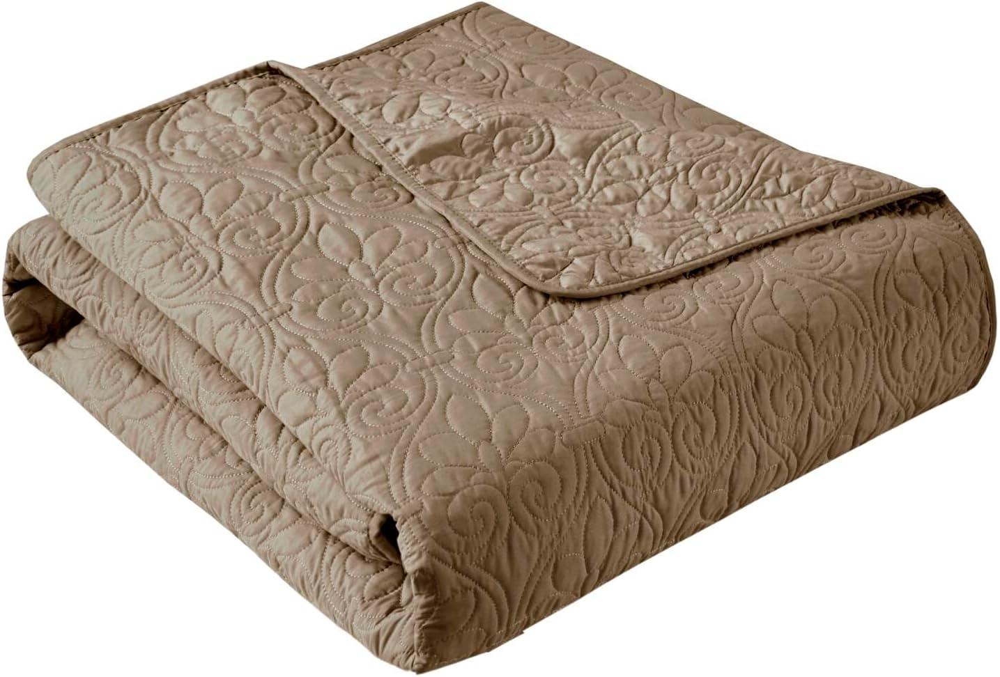 Madison Park Quebec Oversized Quilted Throw