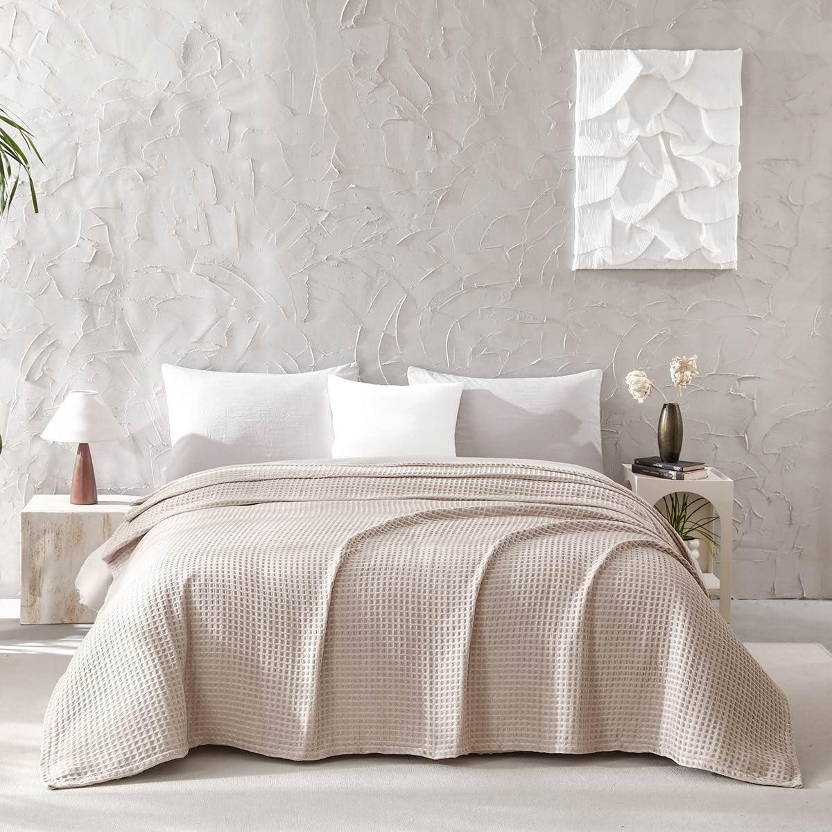 MeadowPark Fluffy Waffle Weave Polyester Chenille Bed Blanket