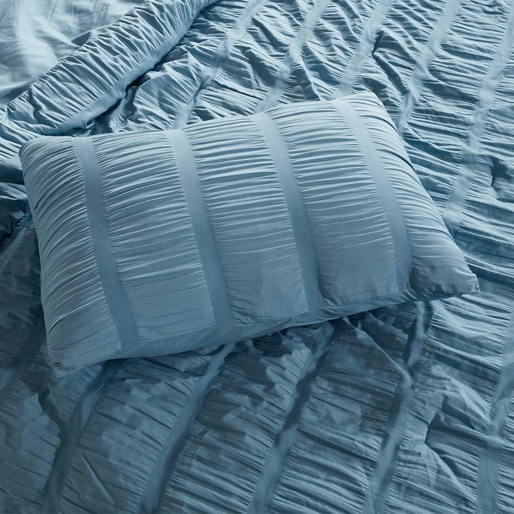 Cameo Blue King Microfiber Seersucker Duvet Set