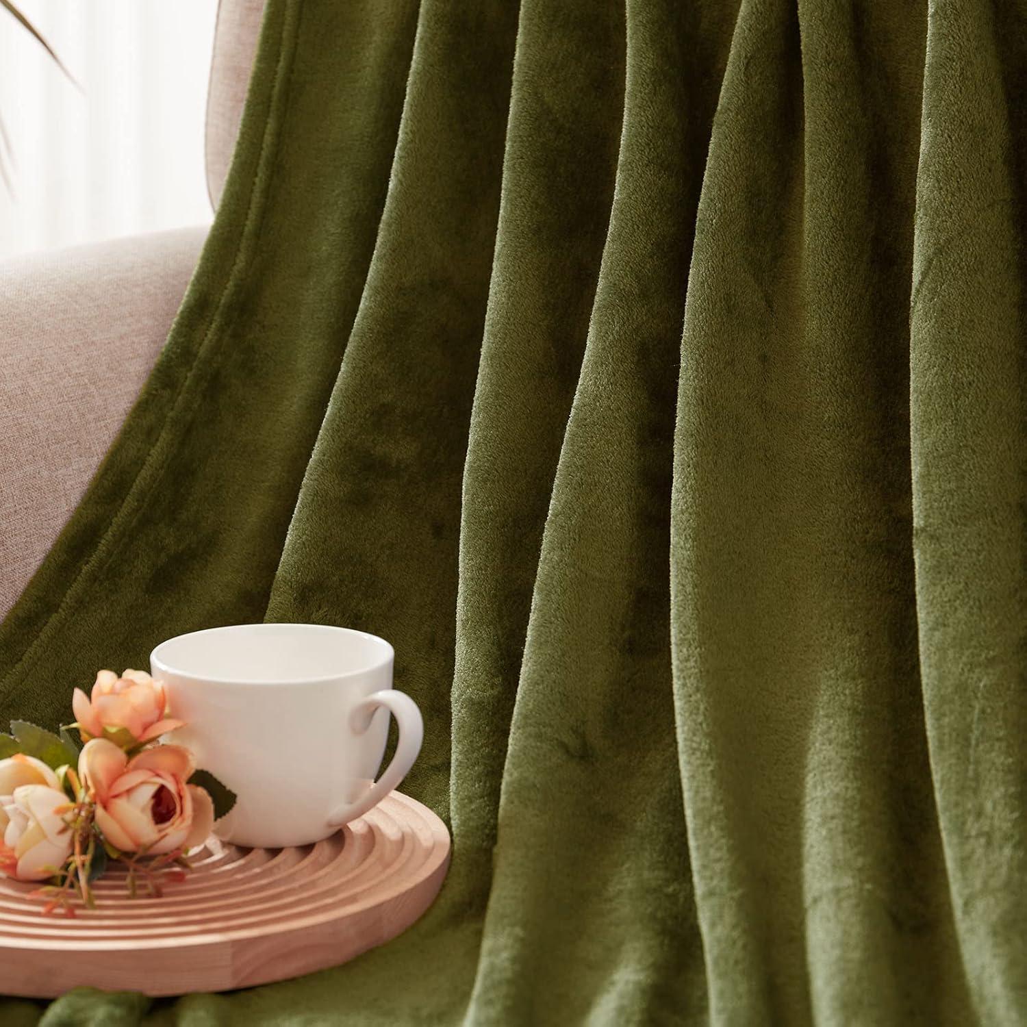 Pavilia Hand Woven Throw Blanket