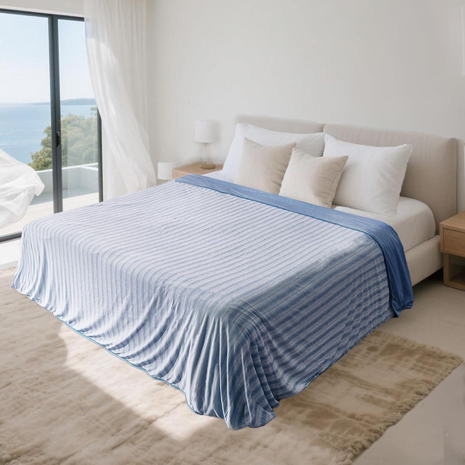 Catalonia Catalonia Lightweight Cooling Blanket for Hot Sleepers
