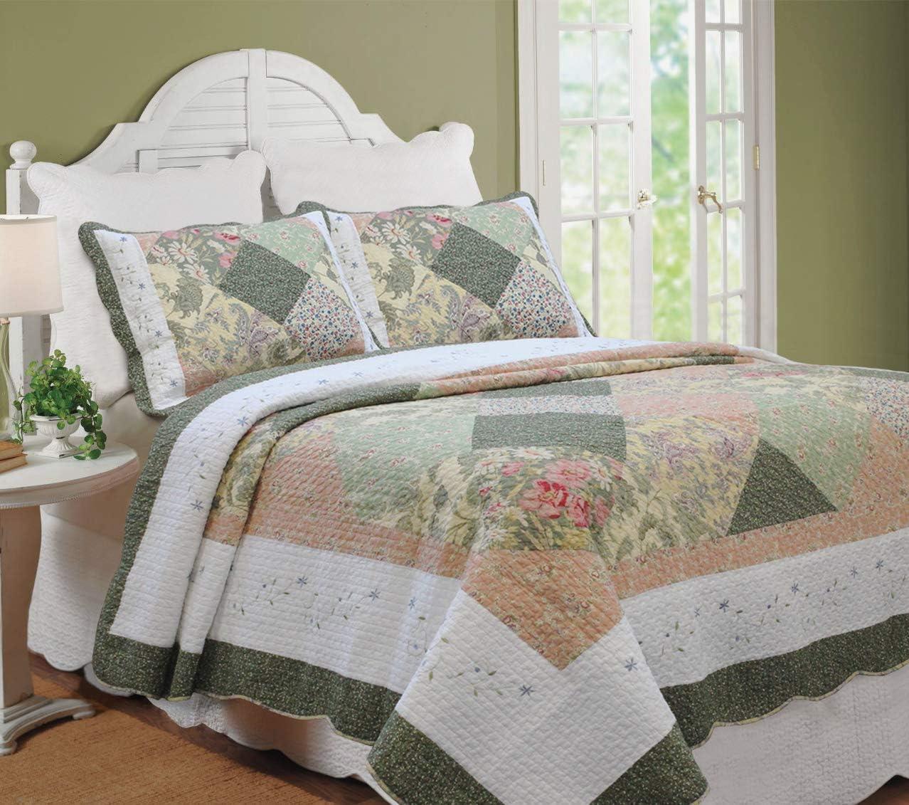 King Size Pink and Green Cotton Reversible Quilt Set