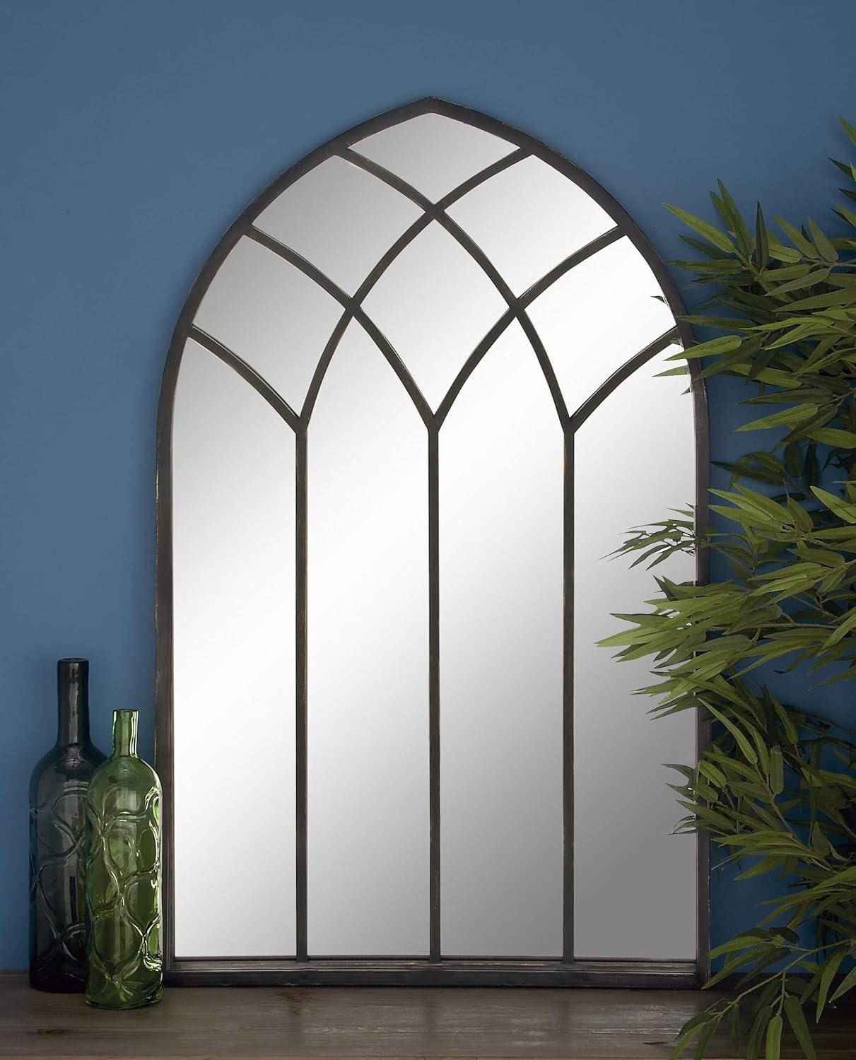 CosmoLiving by Cosmopolitan 3 Overlapping Round Gold Metal, Glamorous and Contemporary Wall Mirror, 27"W x 39"H