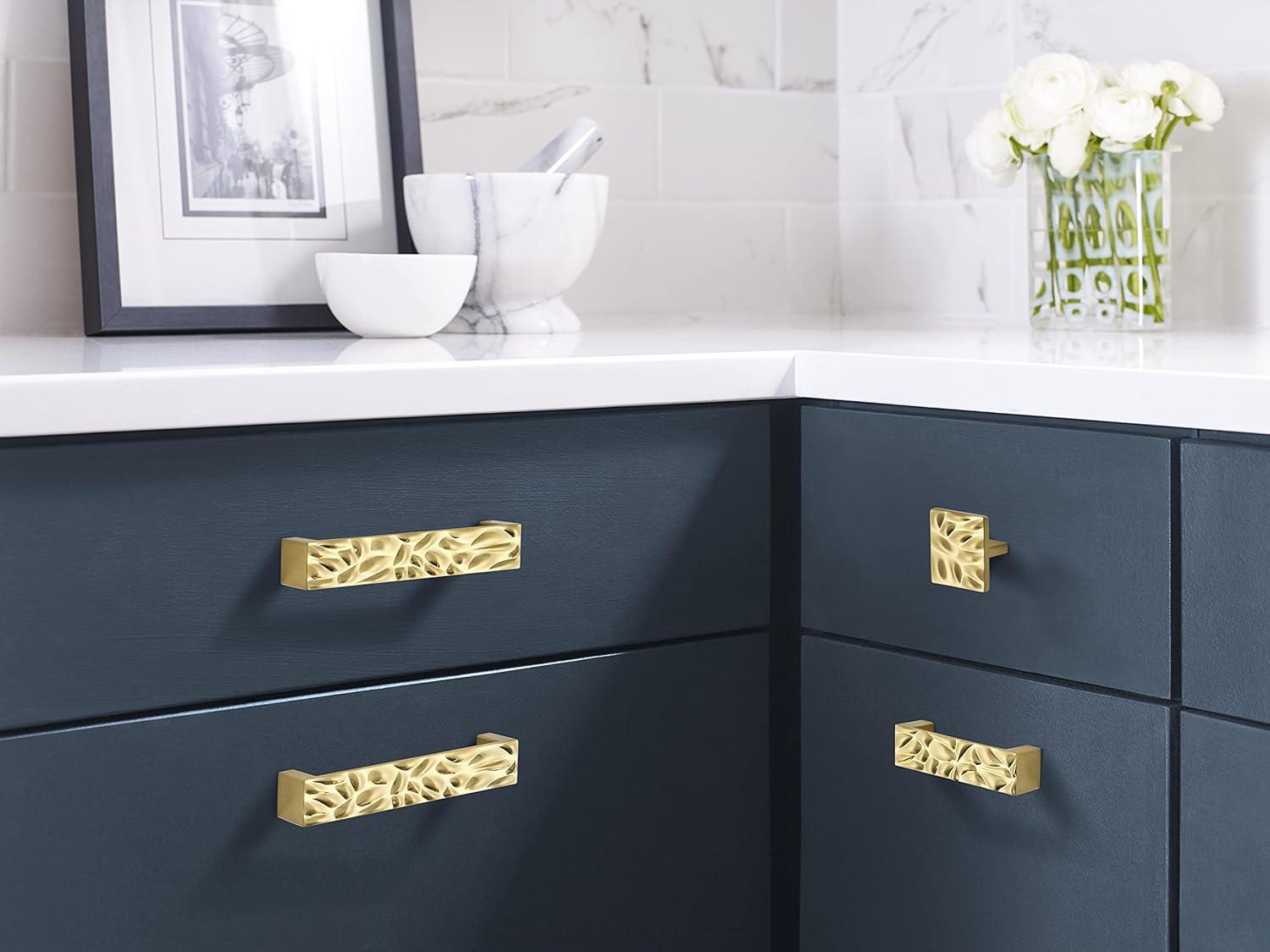 Calathea Bar Pull