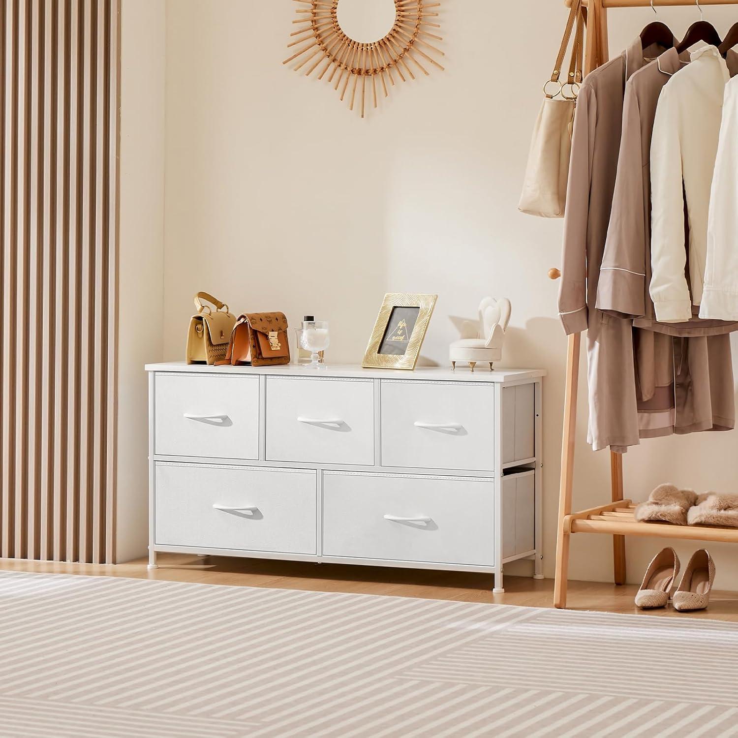 Sweetcrispy Dresser for Bedroom, Wide Chest of Drawers, Fabric Dresser Organizer with 5 Drawers, TV Stand, Storage Organizer Unit with Fabric Bins for Closet, Living Room, Hallway