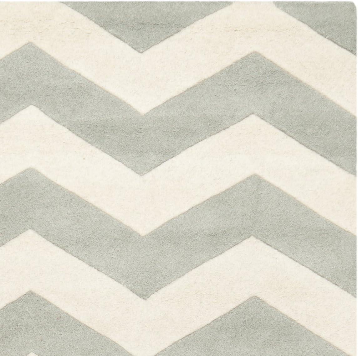 Chatham CHT715 Tufted Indoor Area Rug - Grey/Ivory - 6'x9' - Safavieh