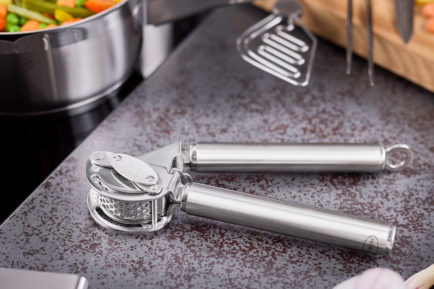 Garlic Press with Scraper