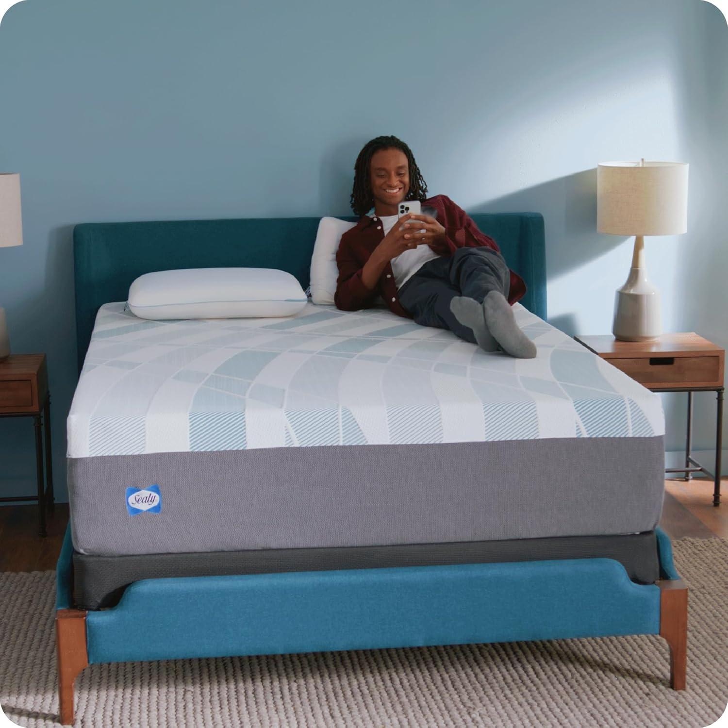 Sealy Sealy Dreamlife 14” Plush Hybrid Mattress-in-a-Box