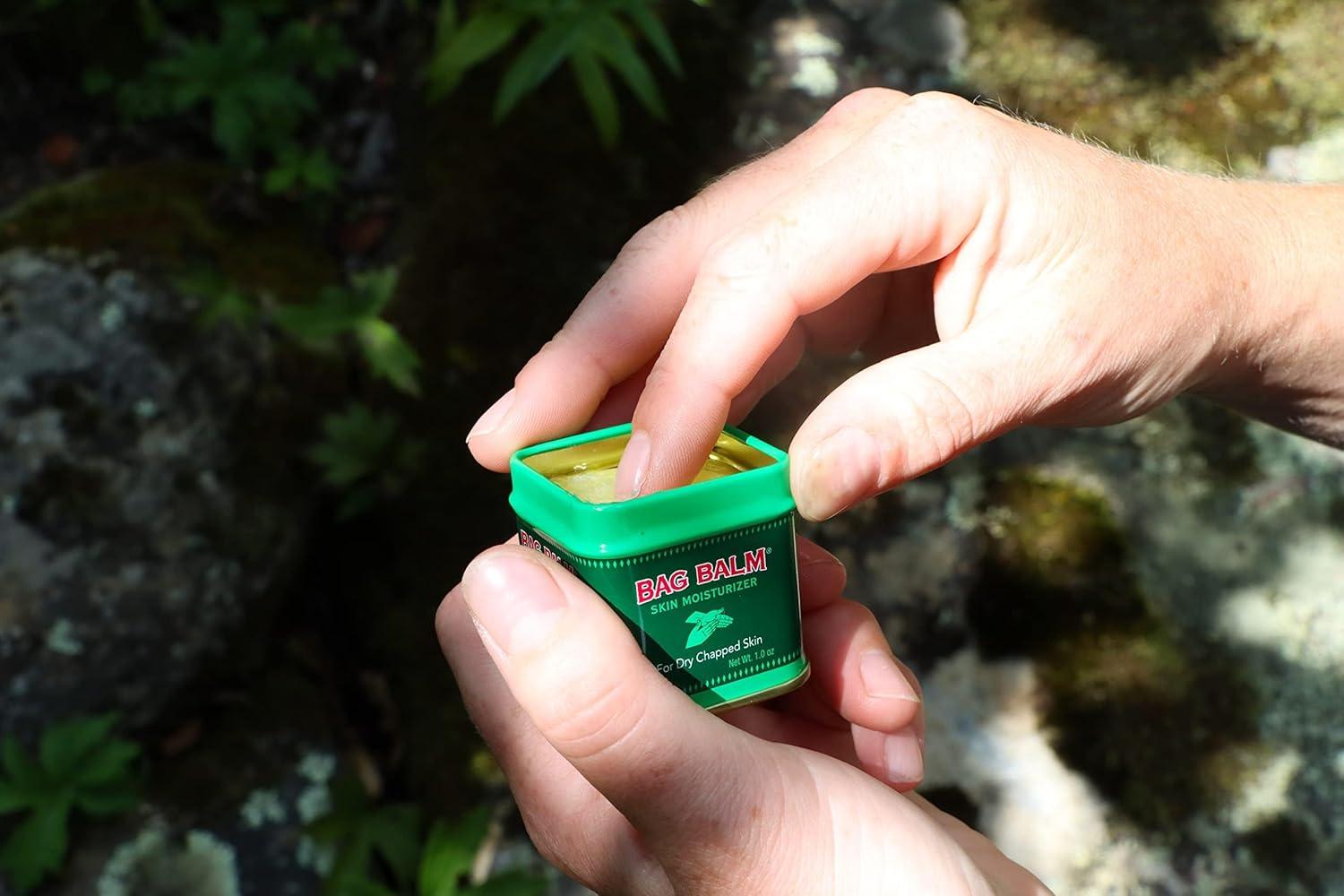 Bag Balm Skin Moisturizer Mini Tin Gift Box (Set of 3)