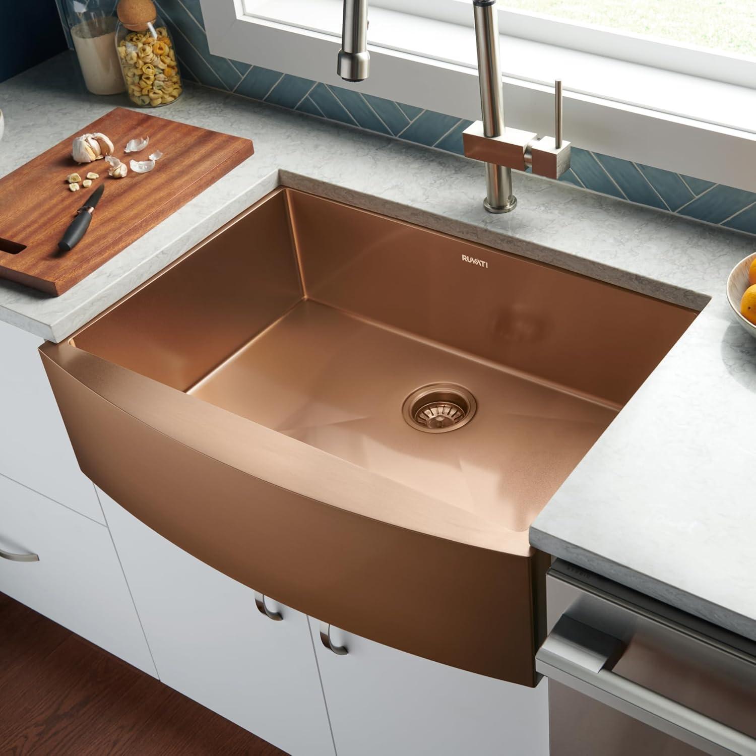 Ruvati 33-inch Apron-Front Farmhouse Kitchen Sink -Stainless Steel