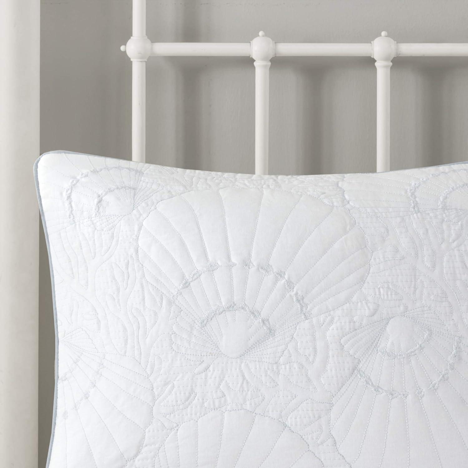 Harbor House Crystal Beach White Cotton Coastal Comforter Set