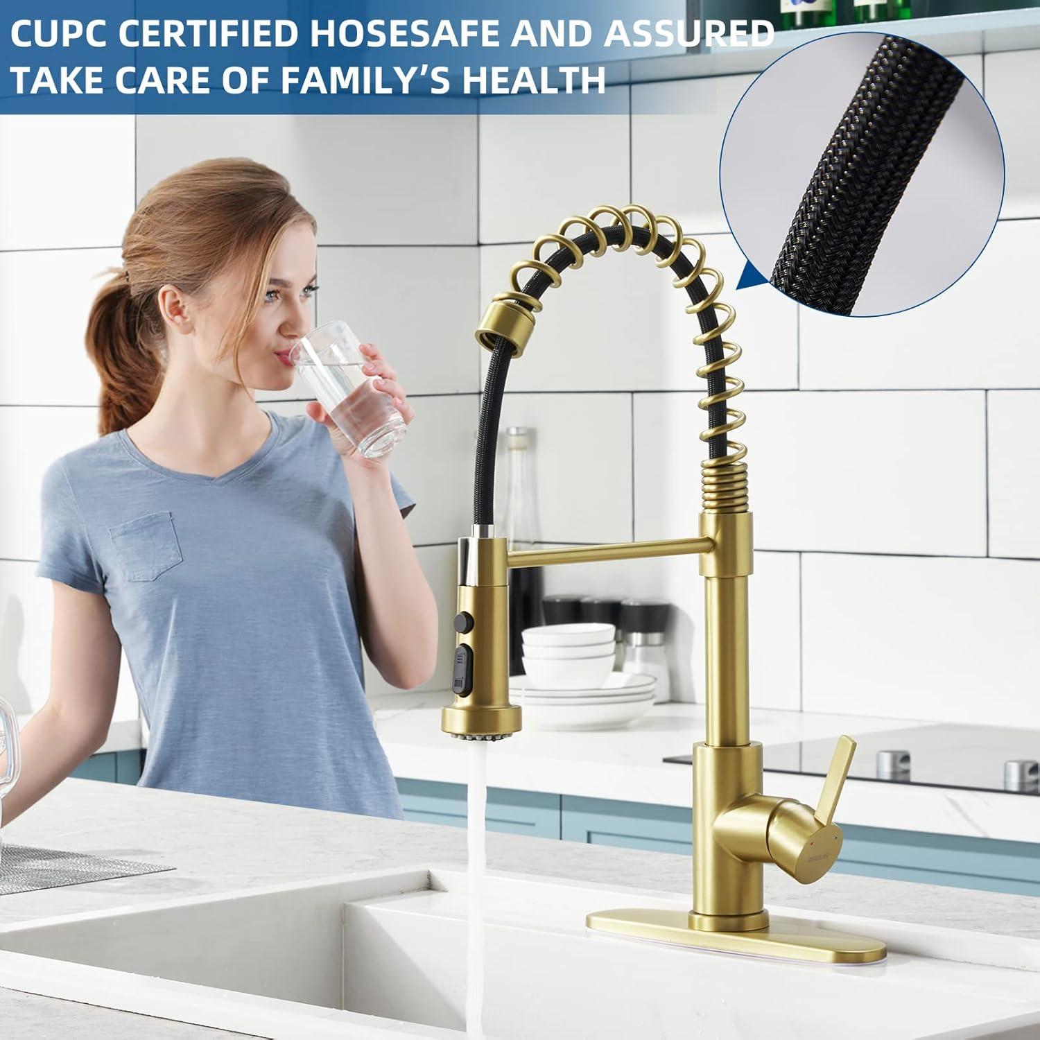 Gold Kitchen Faucet with Pull Down Sprayer, Single Handle Brushed Gold Faucet for Kitchen Sink, Commercial Farmhouse Kitchen Faucet with Deck Plate