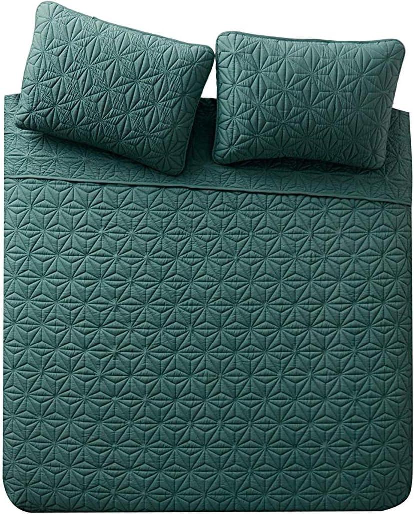 Full Green Microfiber Reversible Geometric Quilt Set