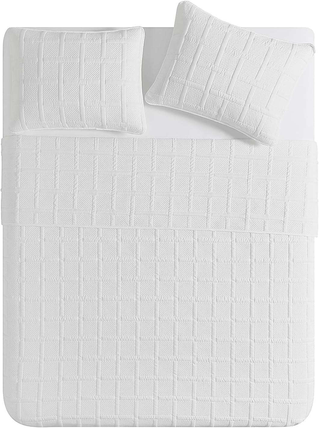 VCNY Square 3-Piece Solid Pinsonic Textured Quilt Set