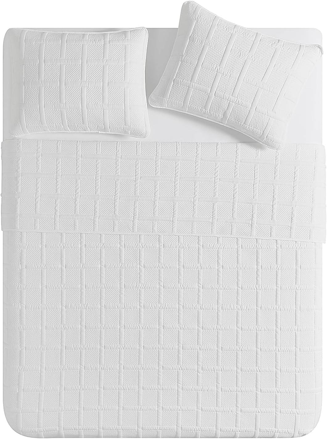 VCNY Square 3-Piece Solid Pinsonic Textured Quilt Set