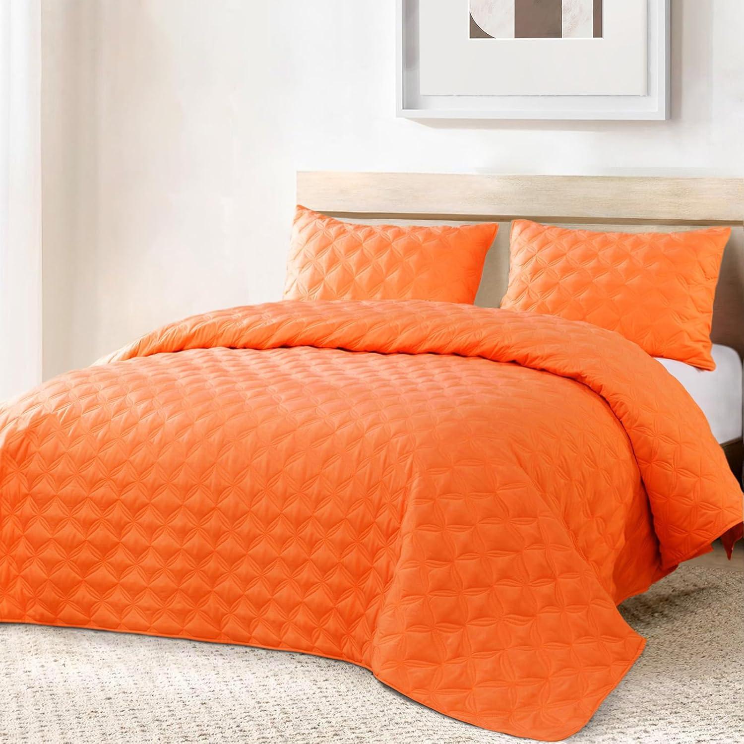 Exclusivo Mezcla Twin Quilt Bedding Set, Lightweight Soft Orange Twin Bedspreads Coverlets with Geometric Stitched Pattern