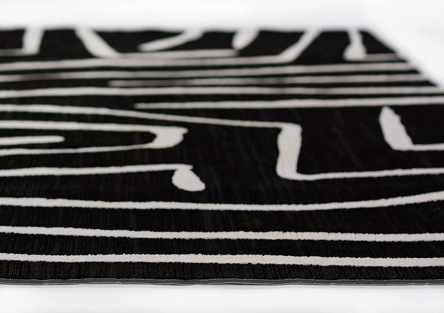 Momeni Noho Luna Machine Loomed Rug Black