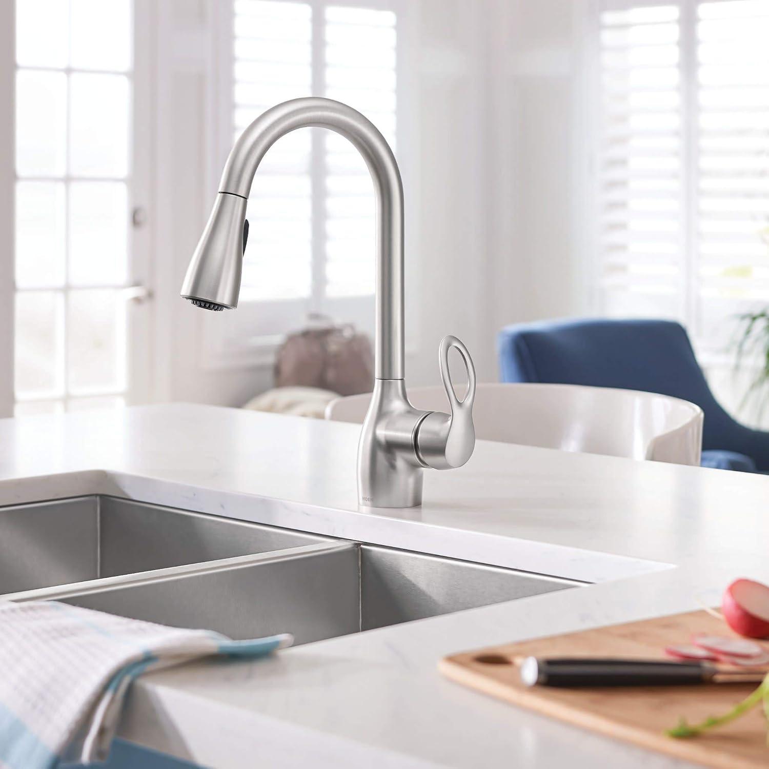 Kleo Single Handle Kitchen Faucet with Duralock and Reflex
