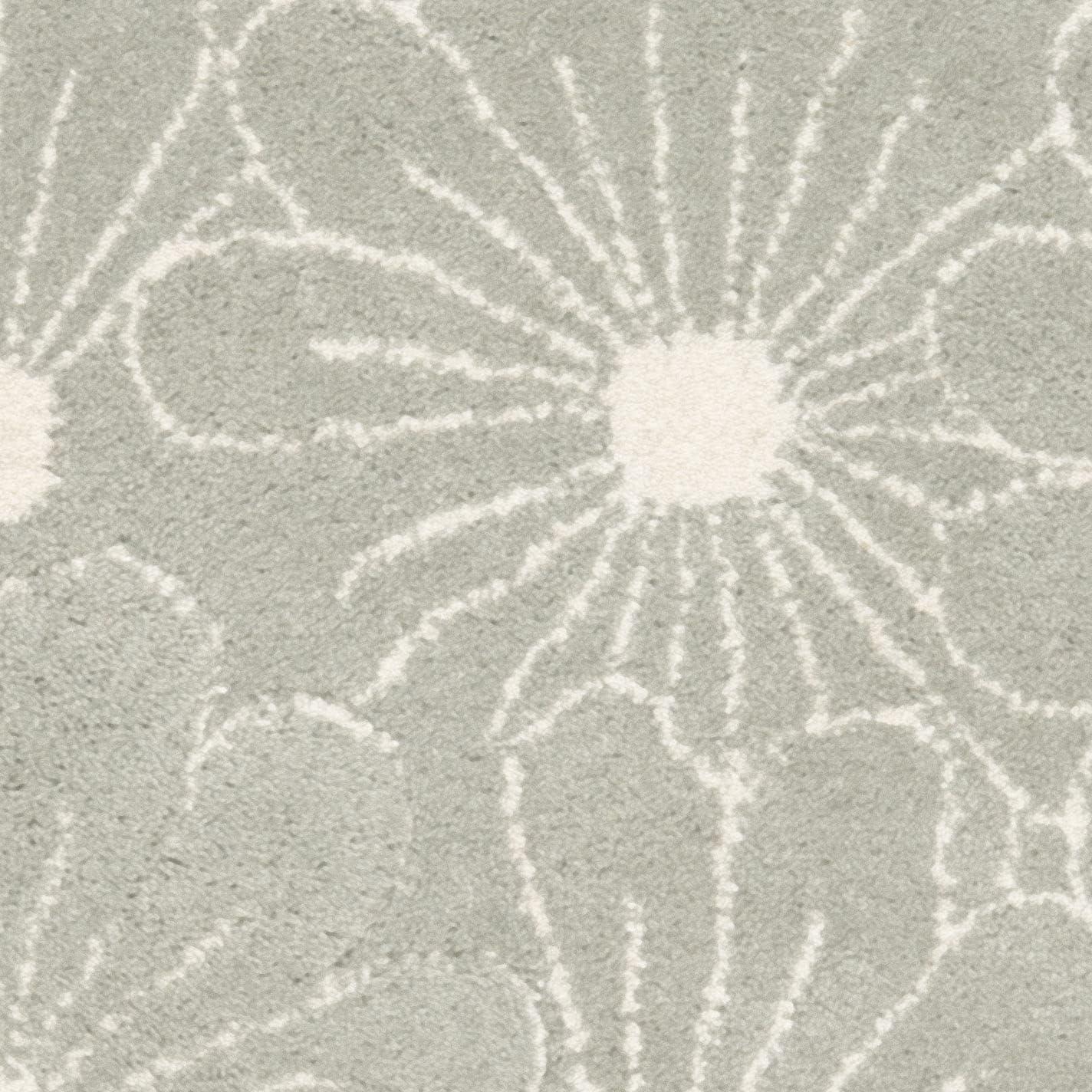 SAFAVIEH Soho Megan Floral Wool Area Rug, Ivory/Black, 5' x 8'