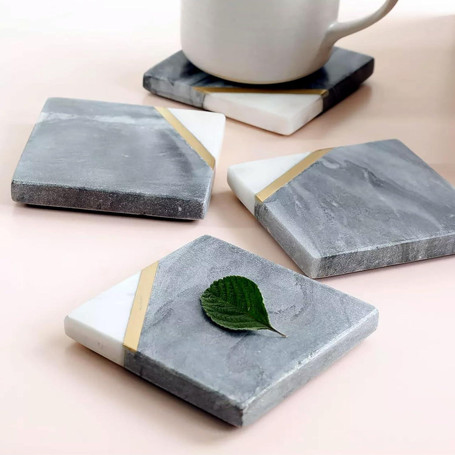 Laurie Gates Laurie Gates White Marble And Mango Wood Round 4 Piece Coaster Set (Set of 4)