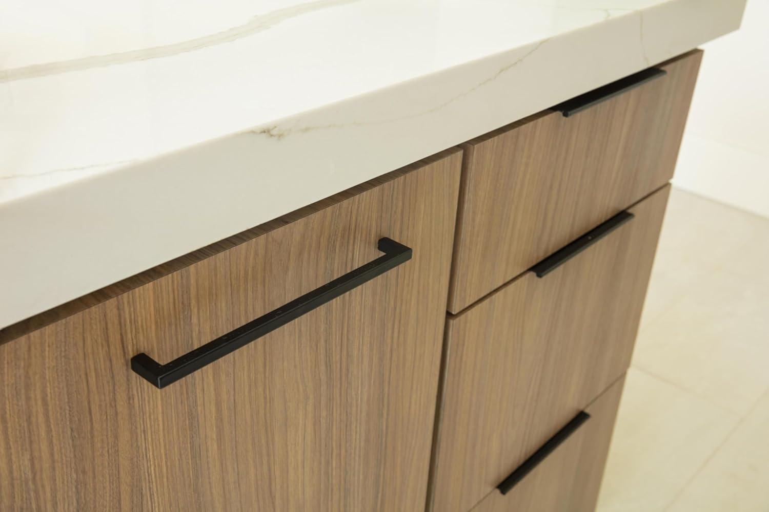 Edgefield 2 3/8" Center to Center Finger Pull