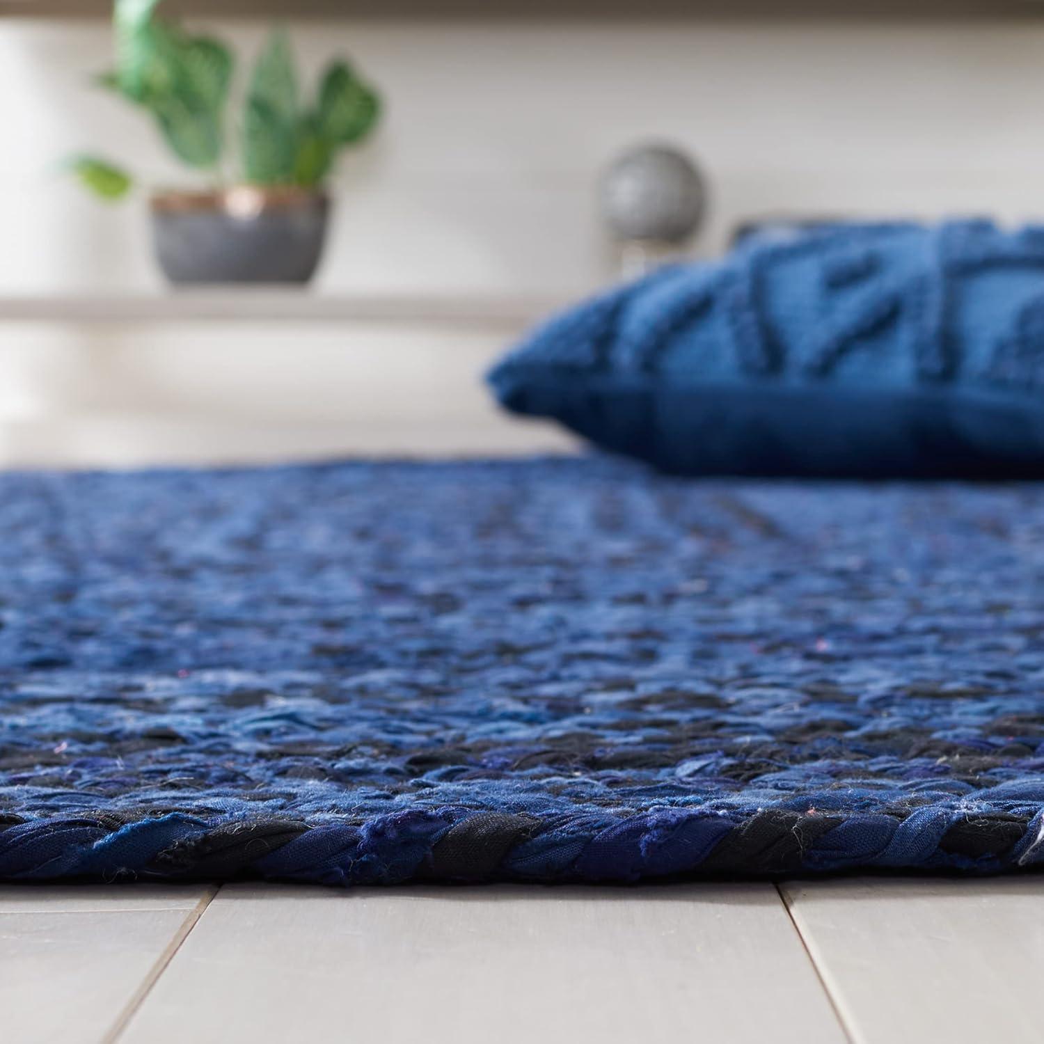 Braided BRD452 Hand Woven Indoor Accent Rug - Navy/Black - 3' Round - Safavieh