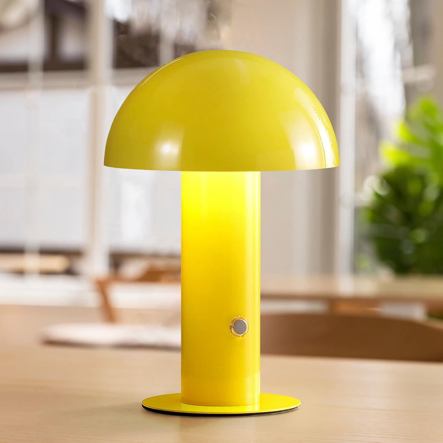 JONATHAN Y JYL7115C Boletus 10.75" Lámpara de Mesa de Hongo LED Portátil Contemporánea Recargable/sin Cable Integrada de Hierro, Moderna, Costera para Sala de Estar, Comedor, Dormitorio, Amarillo