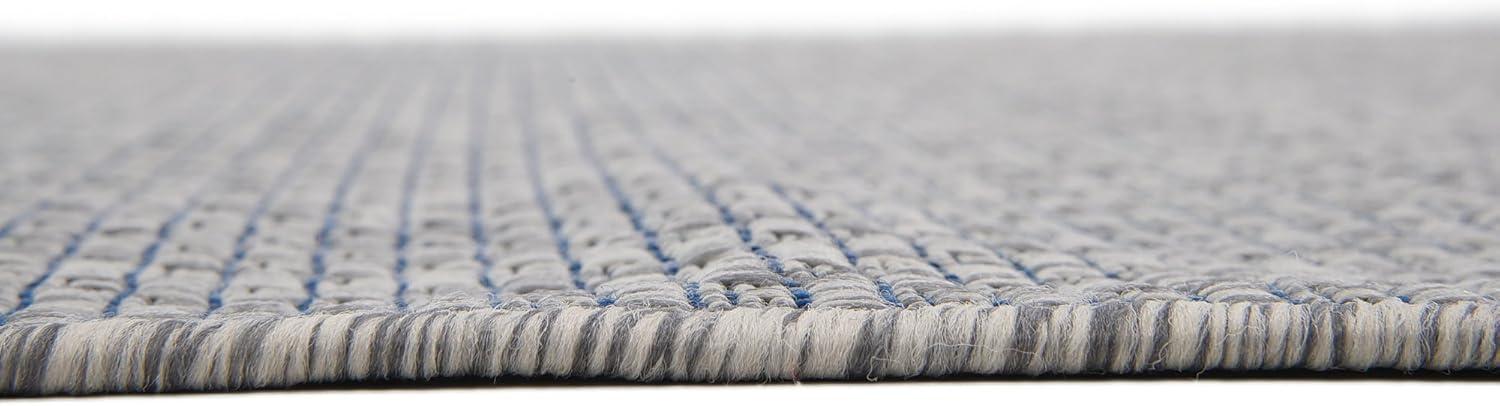 Unique Loom Outdoor Solid Collection Area Rug (4' 1" x 6' 1" Rectangle Light Gray/Ivory)