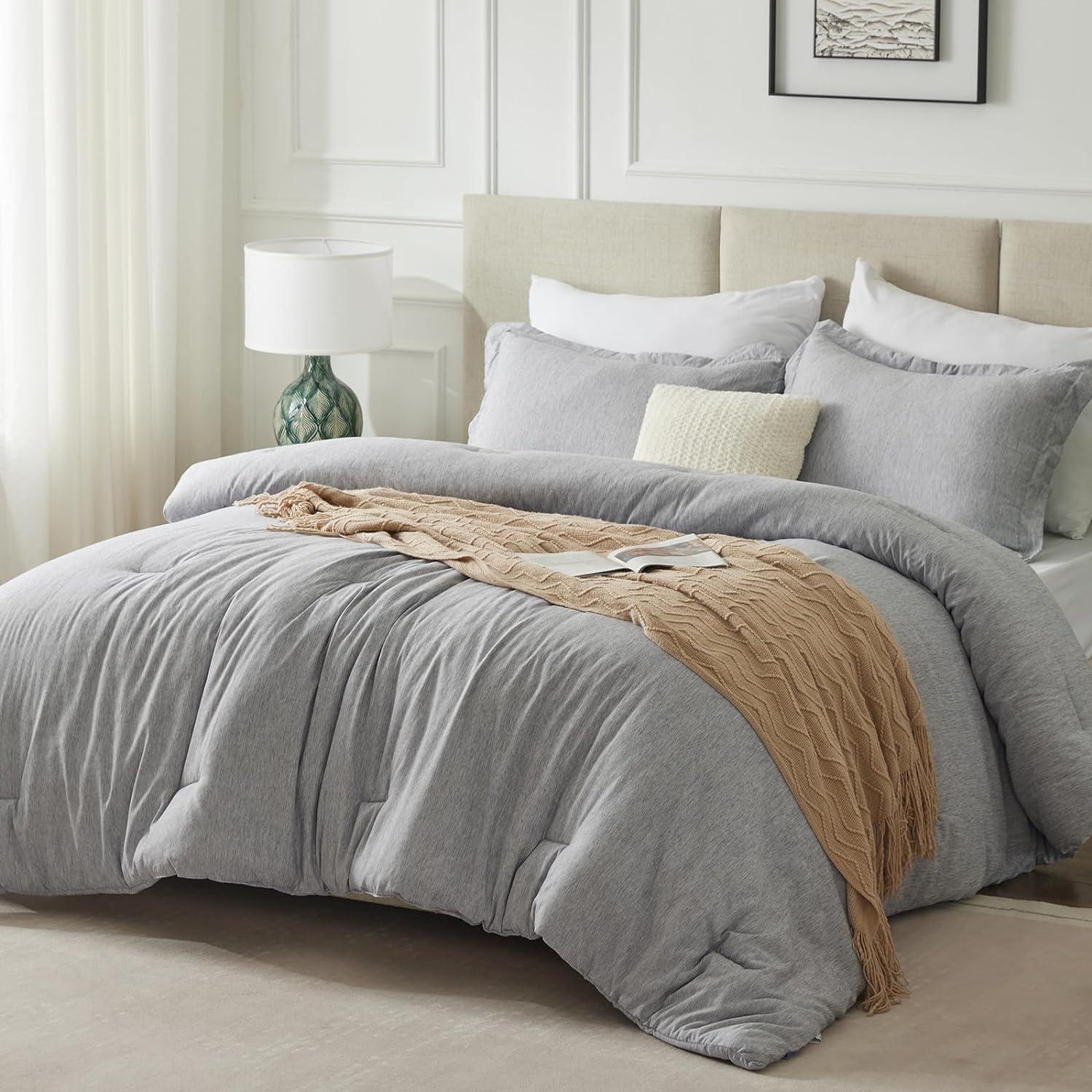 Gray Queen Microfiber 3-Piece Comforter Set