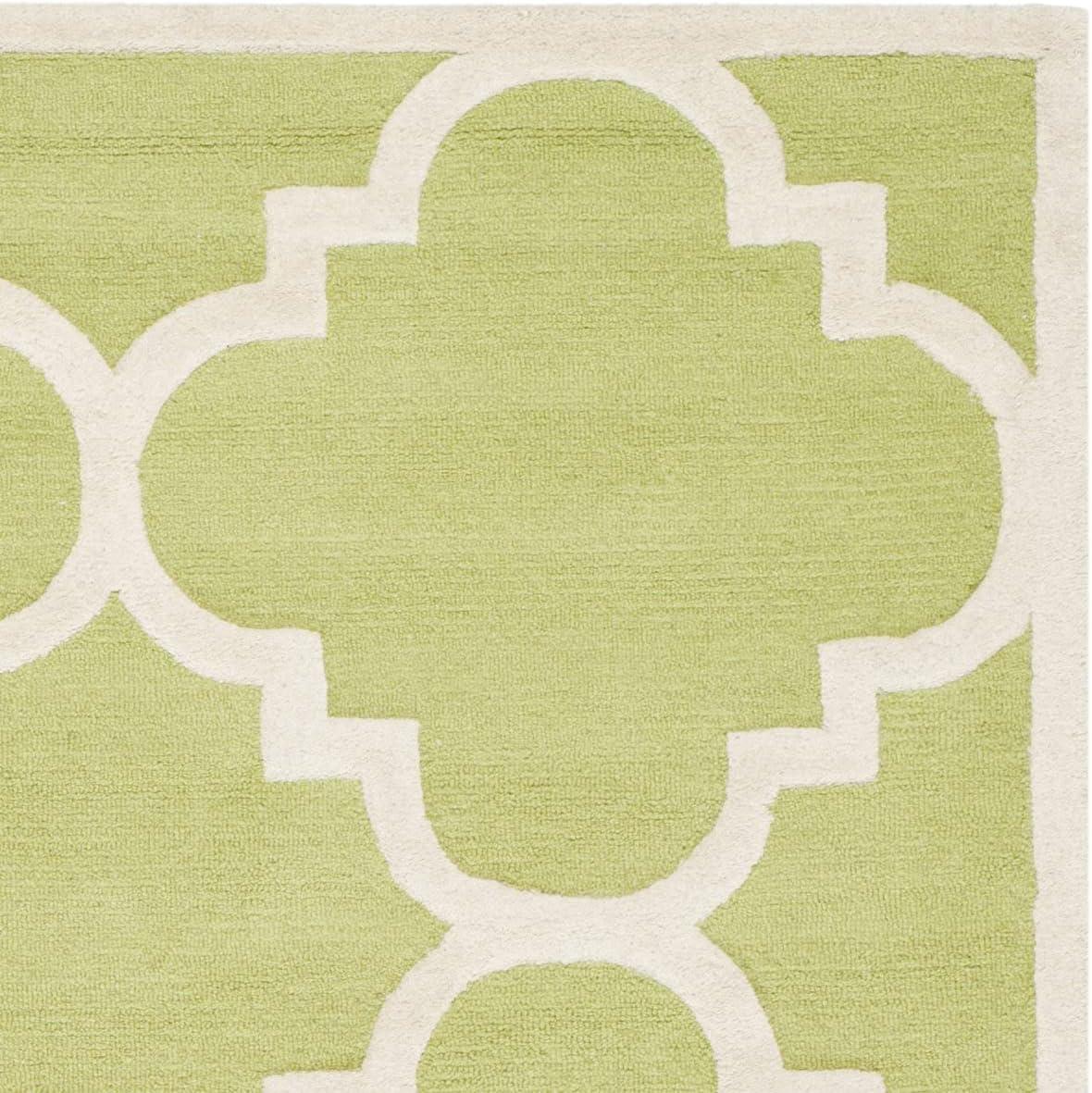 SAFAVIEH Cambridge Justine Geometric Quatrefoil Wool Area Rug, Green/Ivory, 8' x 10'