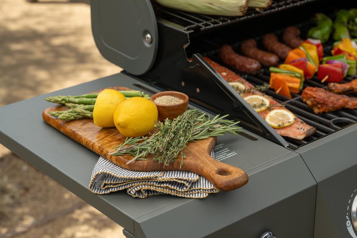 Megamaster 4 - Burner Freestanding Liquid Propane Gas Grill