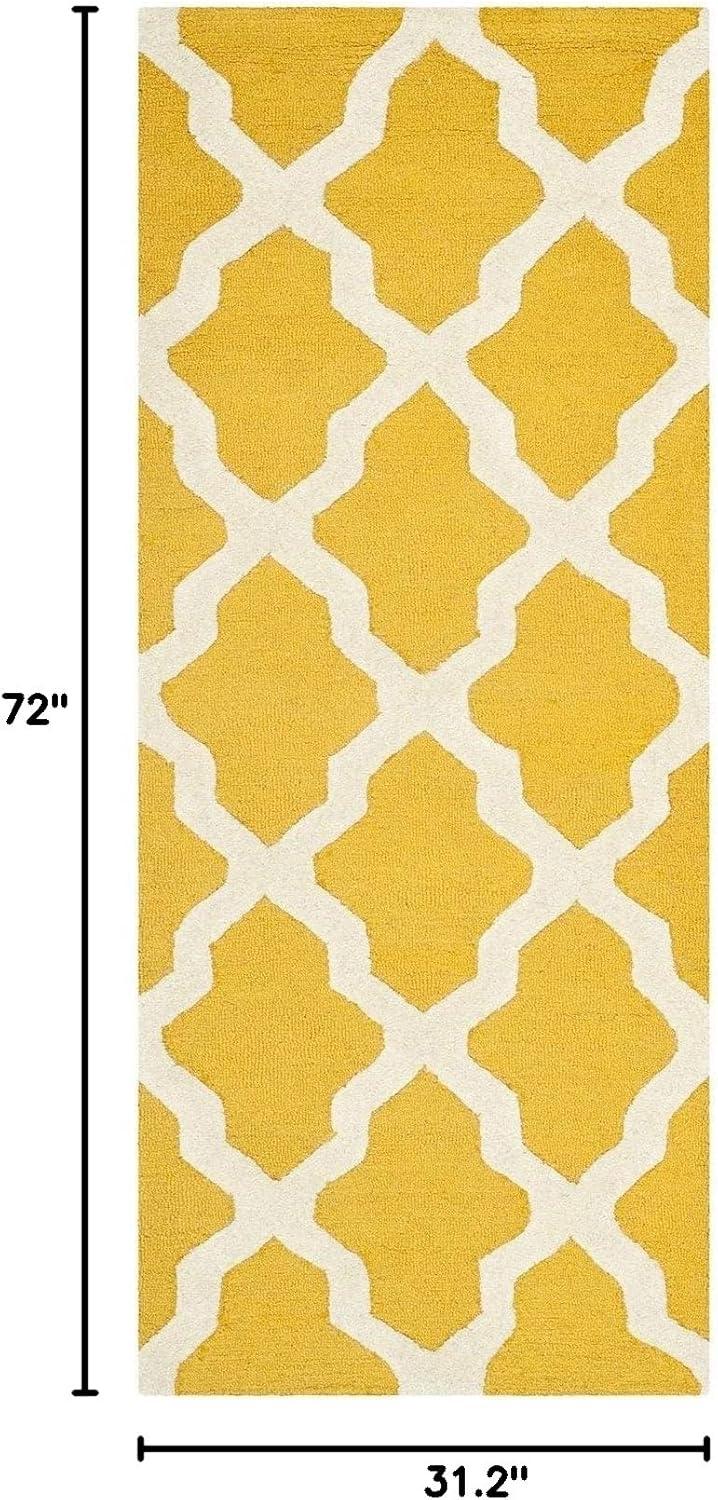 SAFAVIEH Cambridge Liam Geometric Wool Runner Rug, Gold/Ivory, 2'6" x 6'