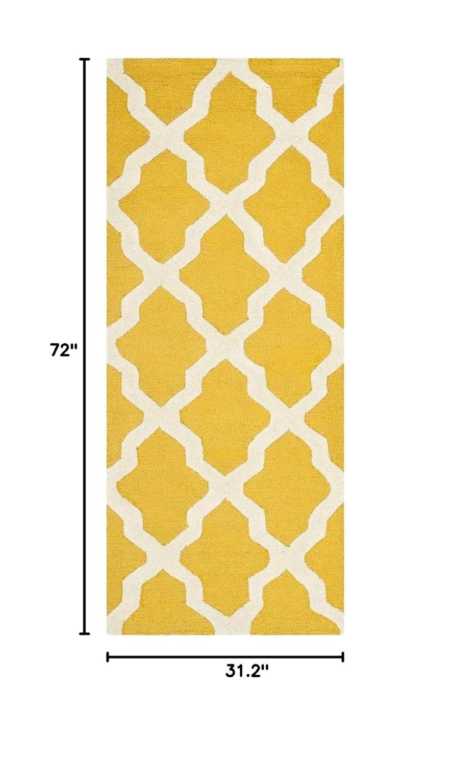 SAFAVIEH Cambridge Liam Geometric Wool Runner Rug, Gold/Ivory, 2'6" x 6'