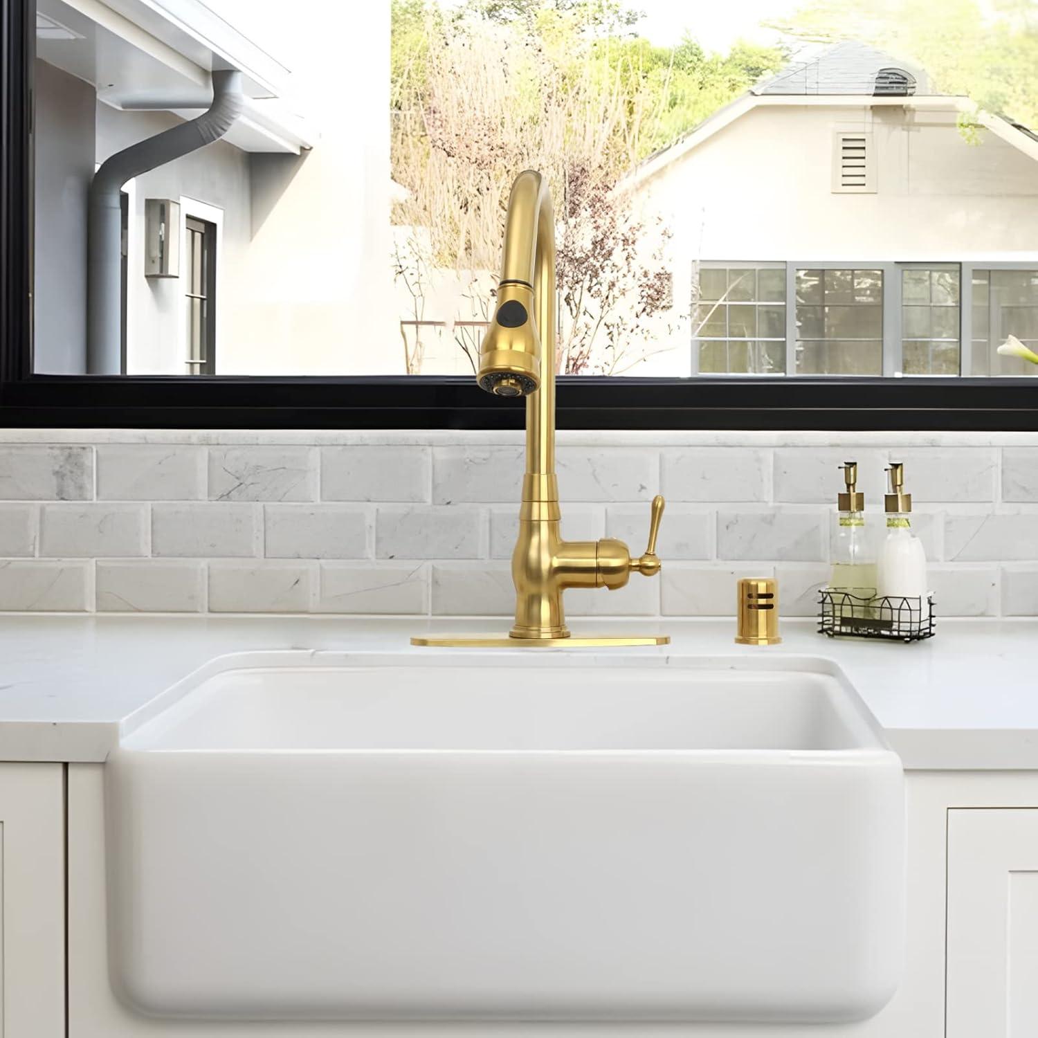 Akicon One-Handle Pull-Down Kitchen Faucet Single Level Solid Brass Kitchen Sink Faucet with Deck Plate (Brushed Gold)