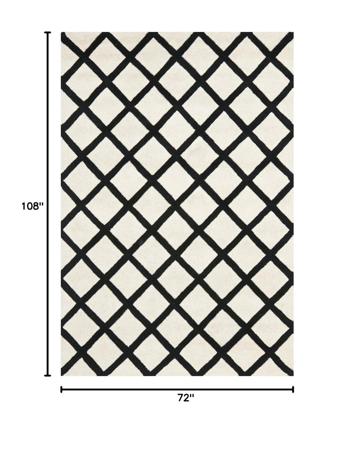 SAFAVIEH Chatham Jahn Geometric Diamonds Wool Area Rug, Ivory/Black, 6' x 9'