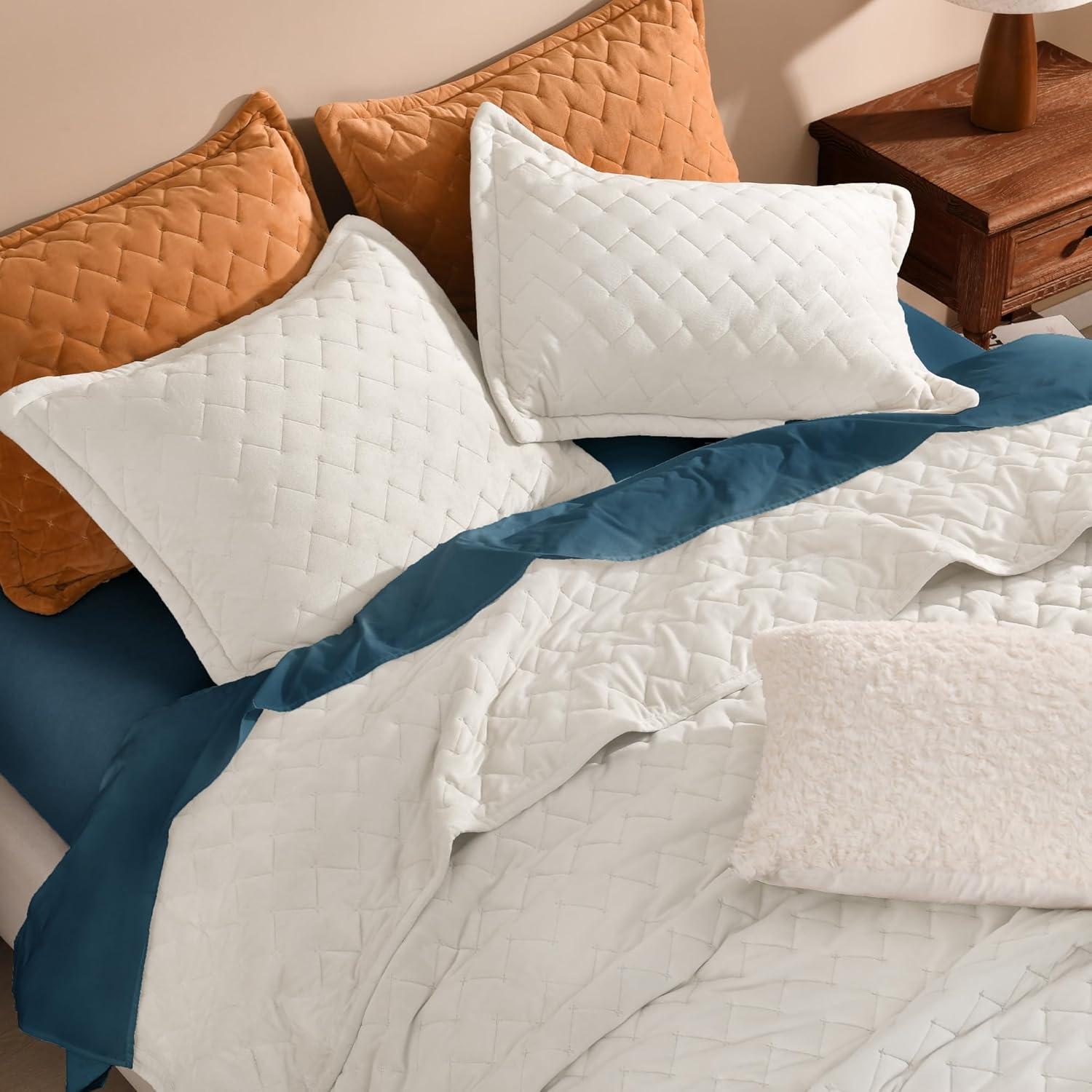 Chezmoi Collection Diamond Stitch Reversible Plush Distressed Velvet Quilt Set