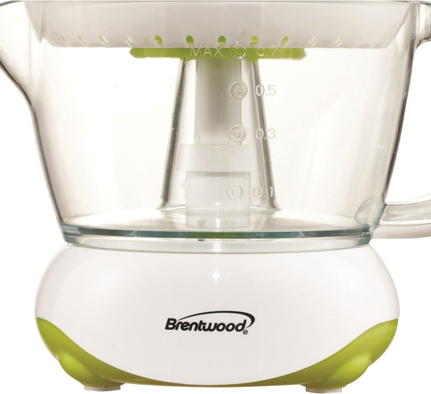 Brentwood 24oz White Electric Citrus Juicer with Green Accents