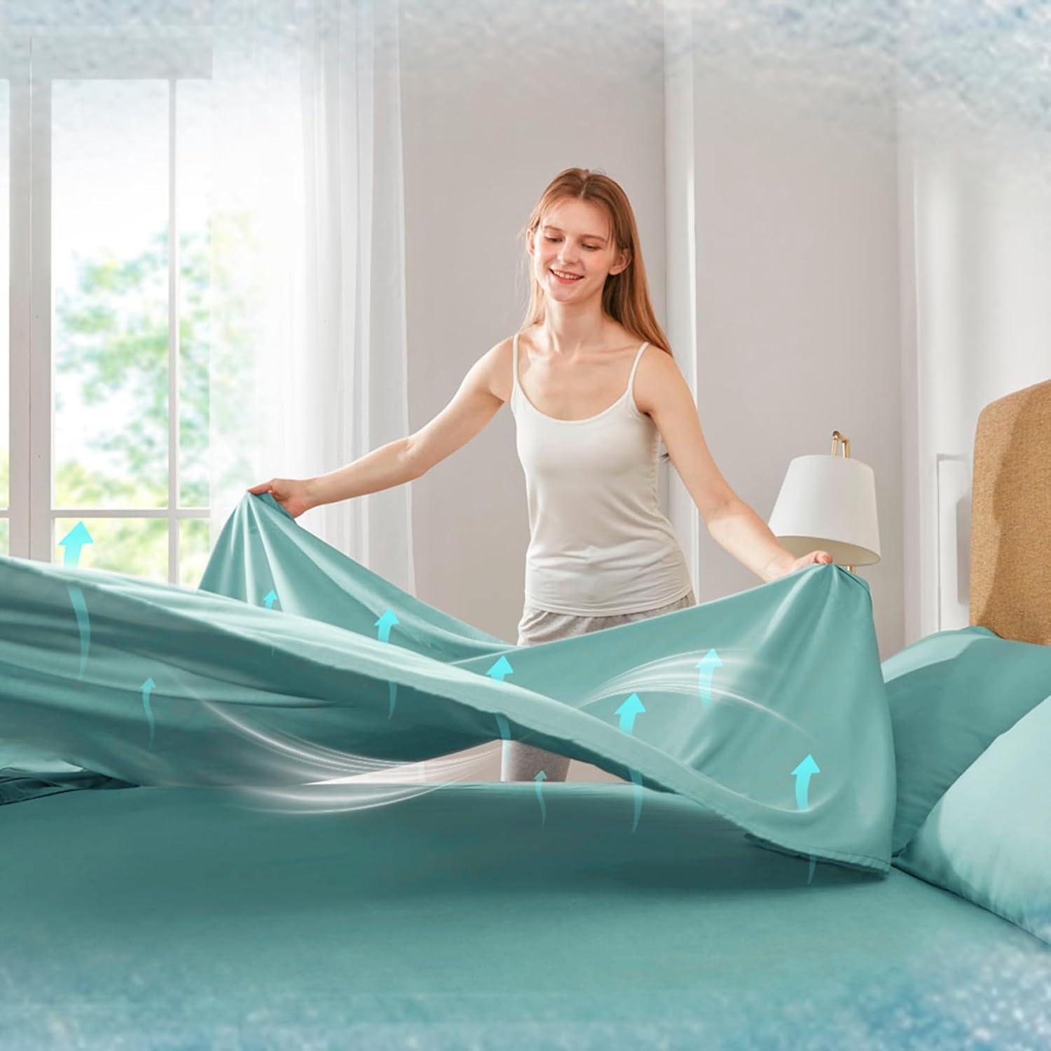 Comfort Spaces Microfiber Coolmax Solid Sheet Set, Queen, Aqua