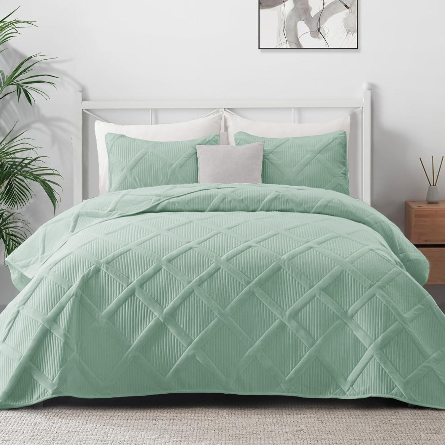 King Size Mint Green Microfiber Reversible Duvet Set