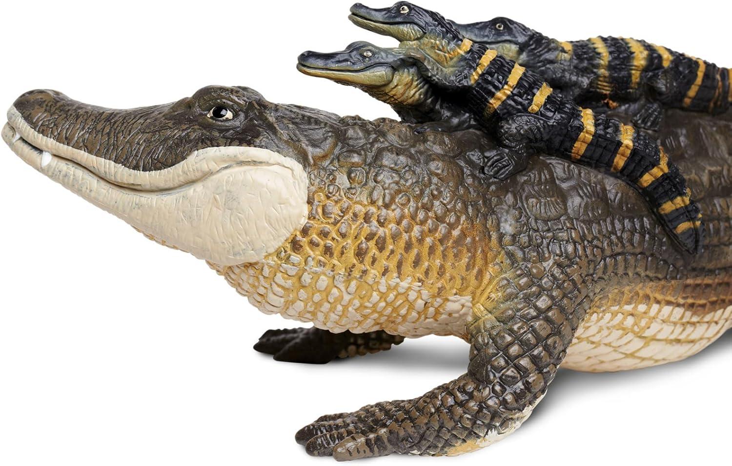 12" Alligator with 3 Babies Wild Life Figure by Safari LTD 259629