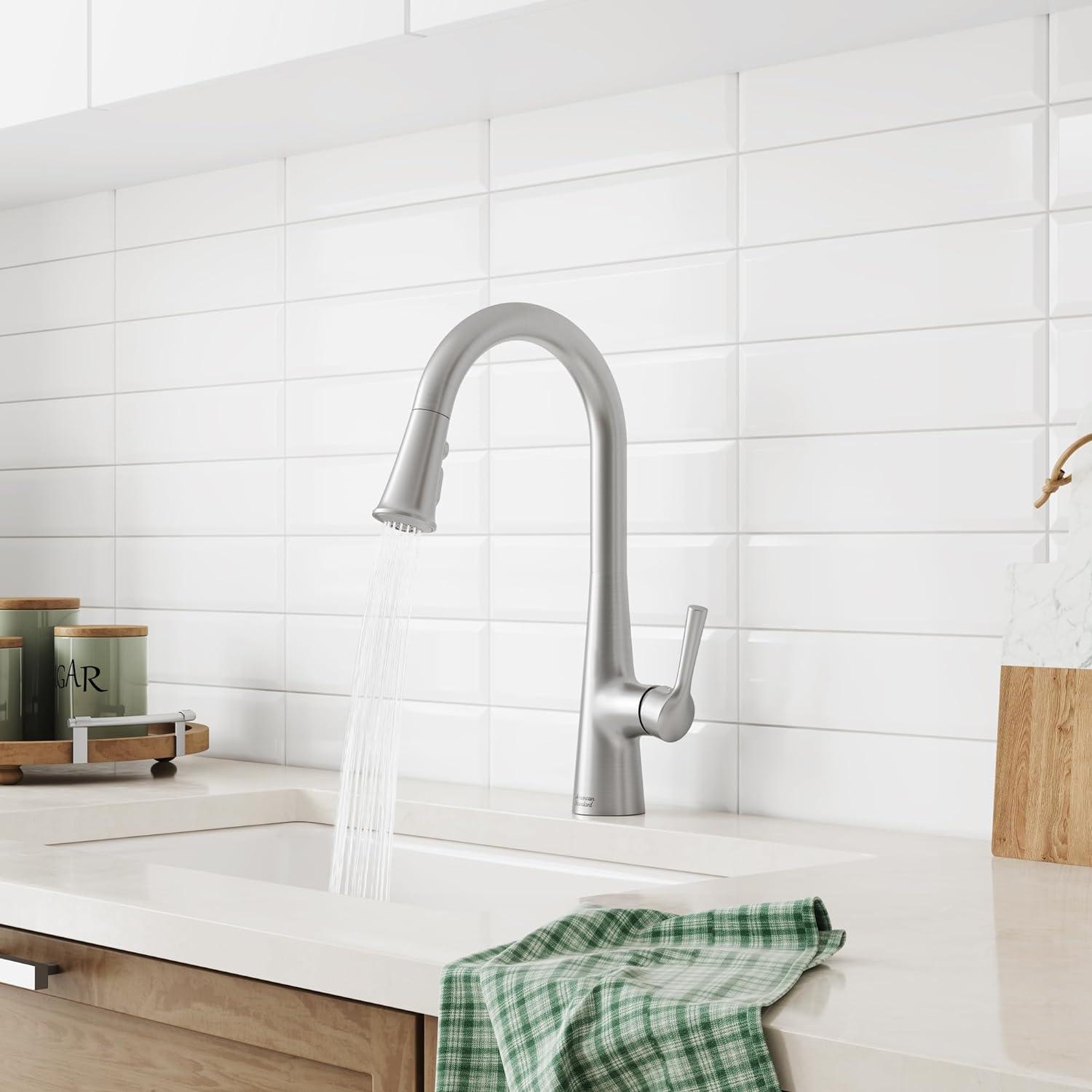 Southport Pull Down Single Handle Kitchen Faucet