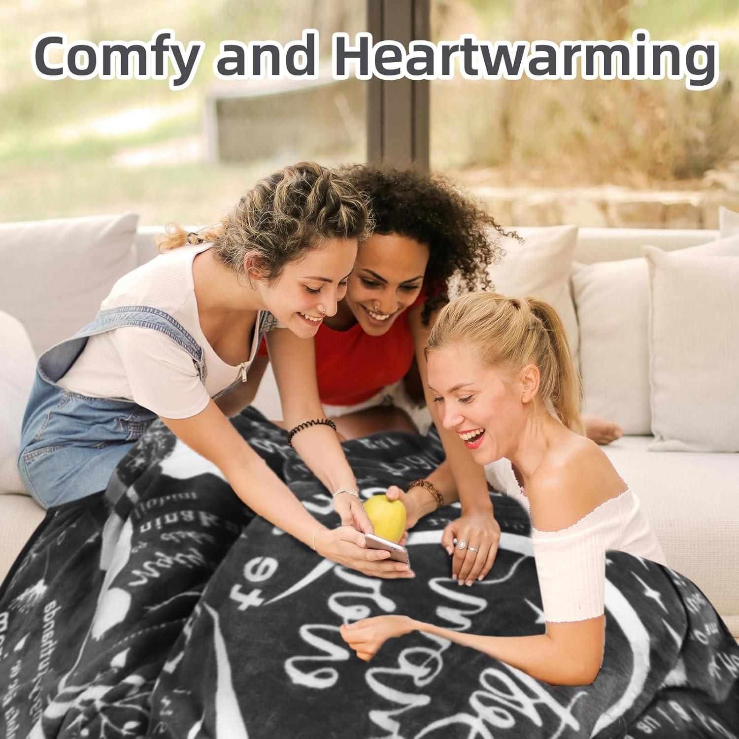 Gifts for Mom Wife Valentines Day Throw Blanket Gifts for Grandma, Best MOM Ever Surrounded by Heart Shape with 100 Languages I Love You Blanket, Mom Gifts Christmas Mother‘s Day 60''x70''