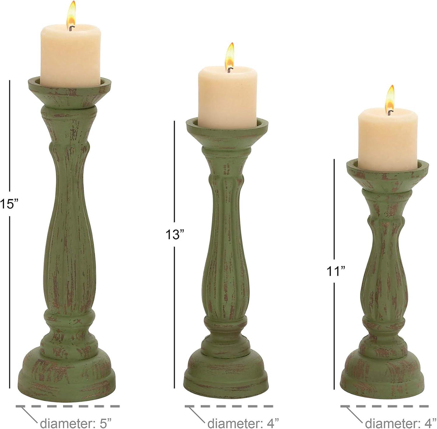 DecMode 3 Candle Green Wooden Distressed Turned Pillar Candle Holder, Set of 3