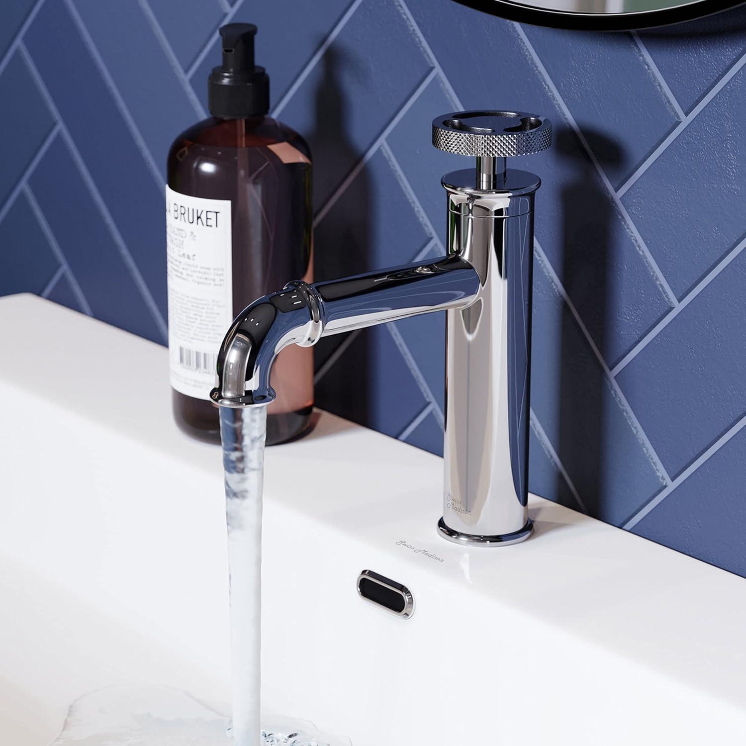 Avallon Single Hole, Single-Handle Wheel, Bathroom Faucet