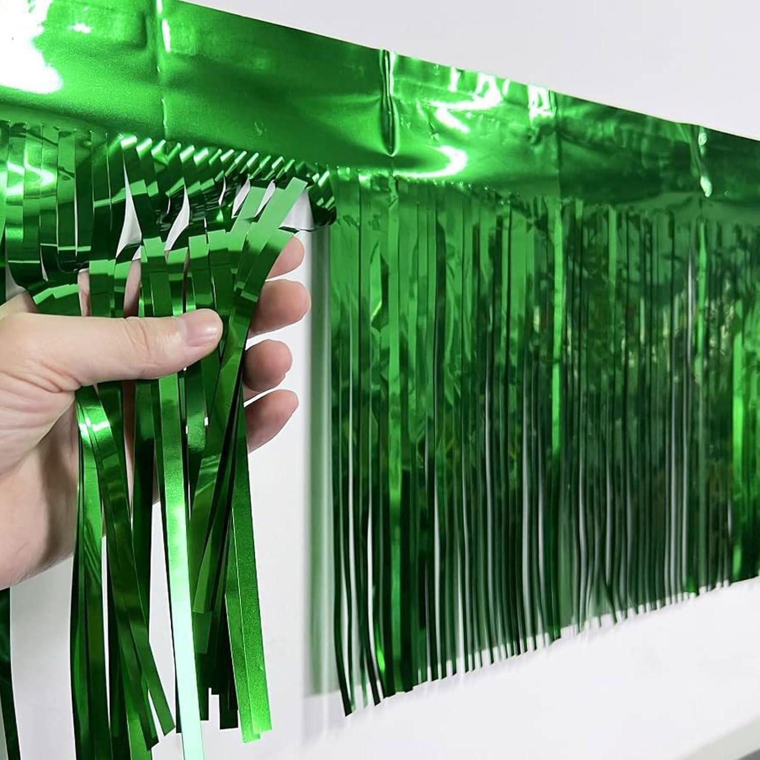 Beistle Green Metallic Plastic Fringe Drape Banner For Parade Floats Happy St Patrick‚Äôs Day Mardi Gras Decorations Tinsel Curtain Photo Booth Prop Backdrop Birthday Party Supplies