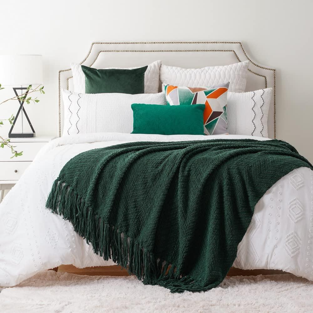 Battilo Home Throw Blanket for Couch, Super Soft Cozy Warm Throws for Twin Bed, Knit Woven Chenille Blanket Versatile for Sofa Bedroom Home Decor