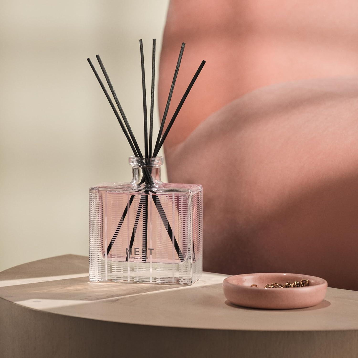 Nest Fragrances Himalayan Salt And Rosewater Reed Diffuser