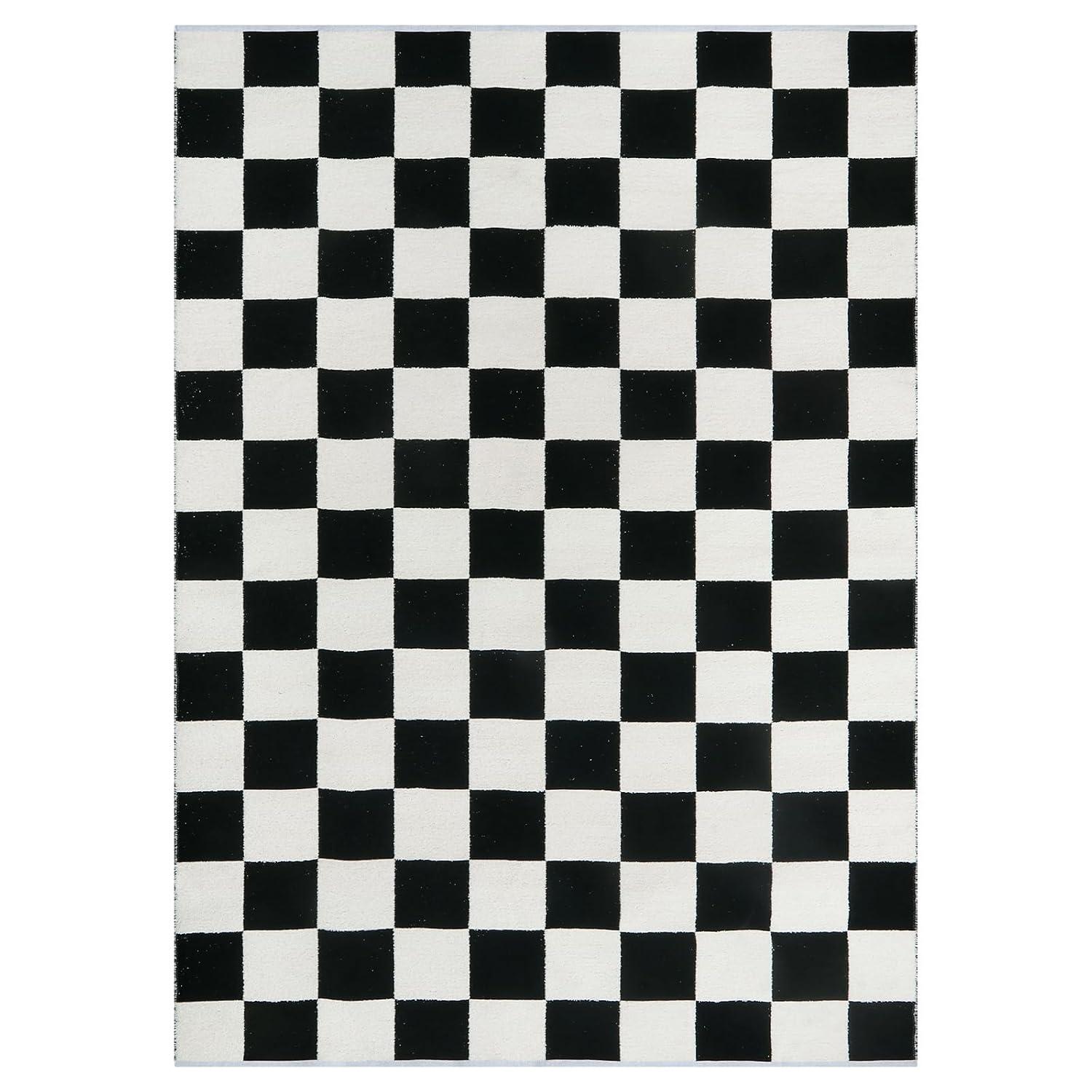 Corrigan Studio® Haylee Super Lightweight Plastic Straw Rug Checkered Black/White Outdoor Area Rug